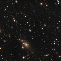 Abell 262 (center: NGC 710) in AND Abell 262 (center: NGC 710) in AND