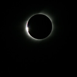 Diamond ring or Baily's beads effect Diamond ring or Baily's beads effect